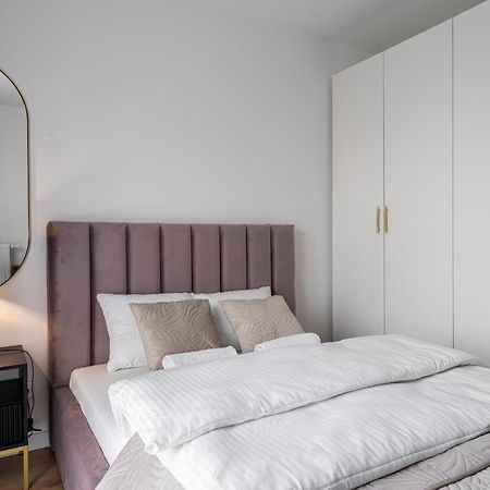 Rentplanet - Legnicka Residence Вроцлав Экстерьер фото